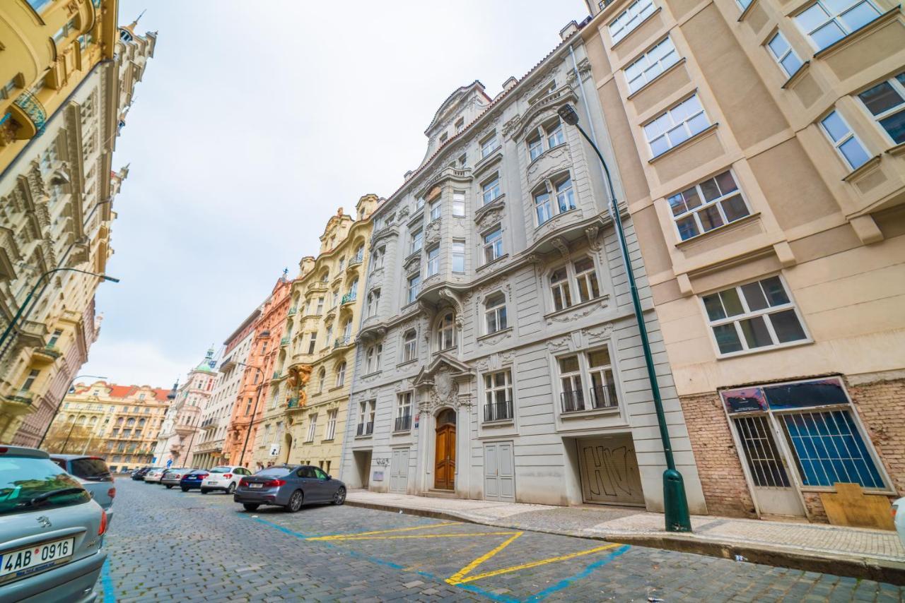 New Apartments Near Dancing House Πράγα Εξωτερικό φωτογραφία