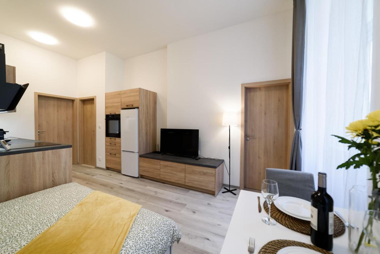 New Apartments Near Dancing House Πράγα Εξωτερικό φωτογραφία