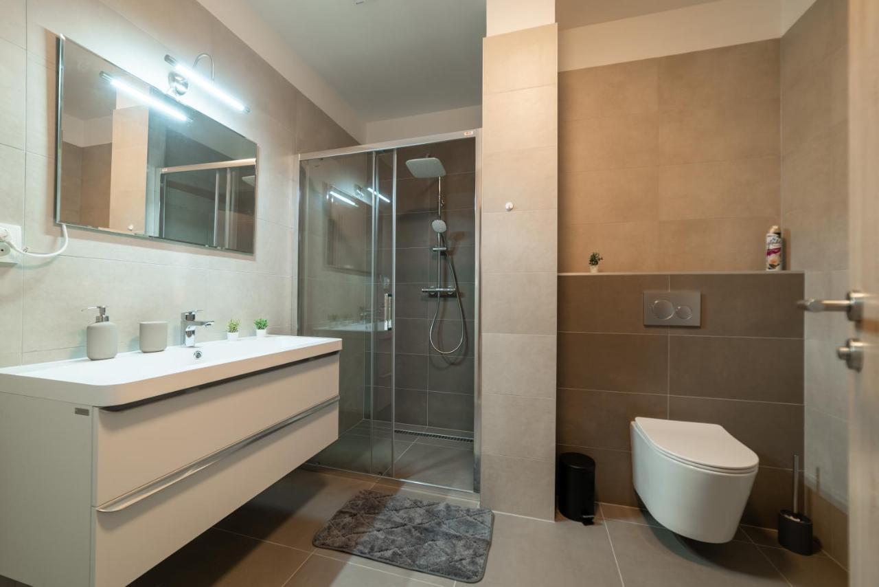 New Apartments Near Dancing House Πράγα Εξωτερικό φωτογραφία
