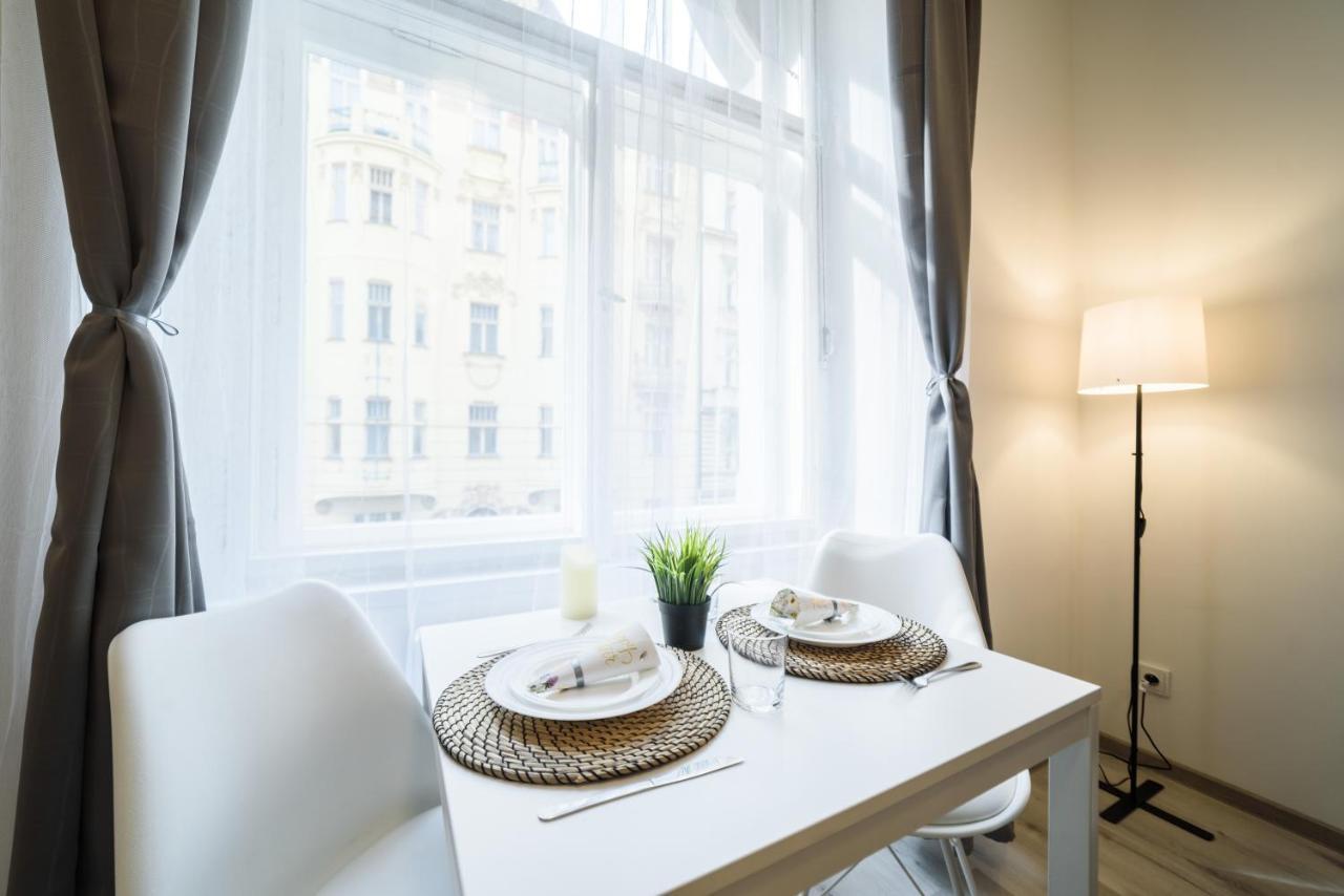 New Apartments Near Dancing House Πράγα Εξωτερικό φωτογραφία