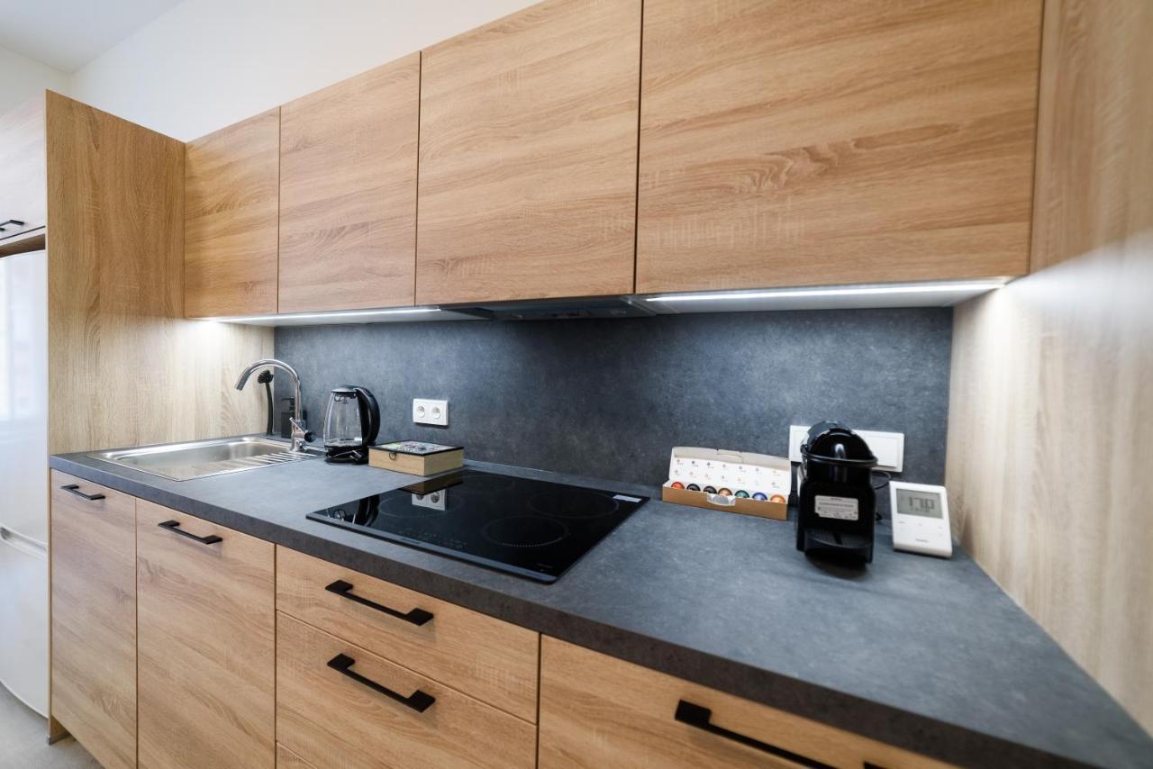 New Apartments Near Dancing House Πράγα Εξωτερικό φωτογραφία