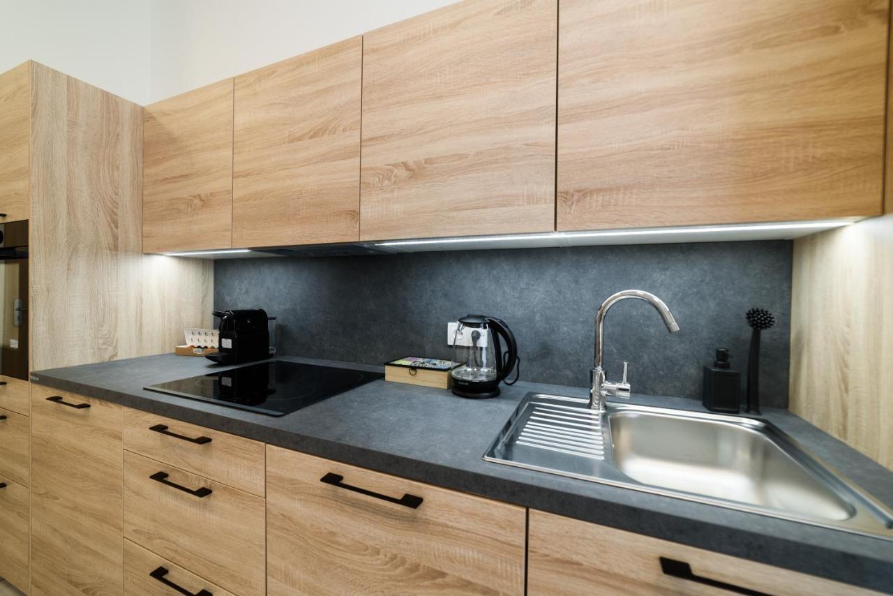 New Apartments Near Dancing House Πράγα Εξωτερικό φωτογραφία